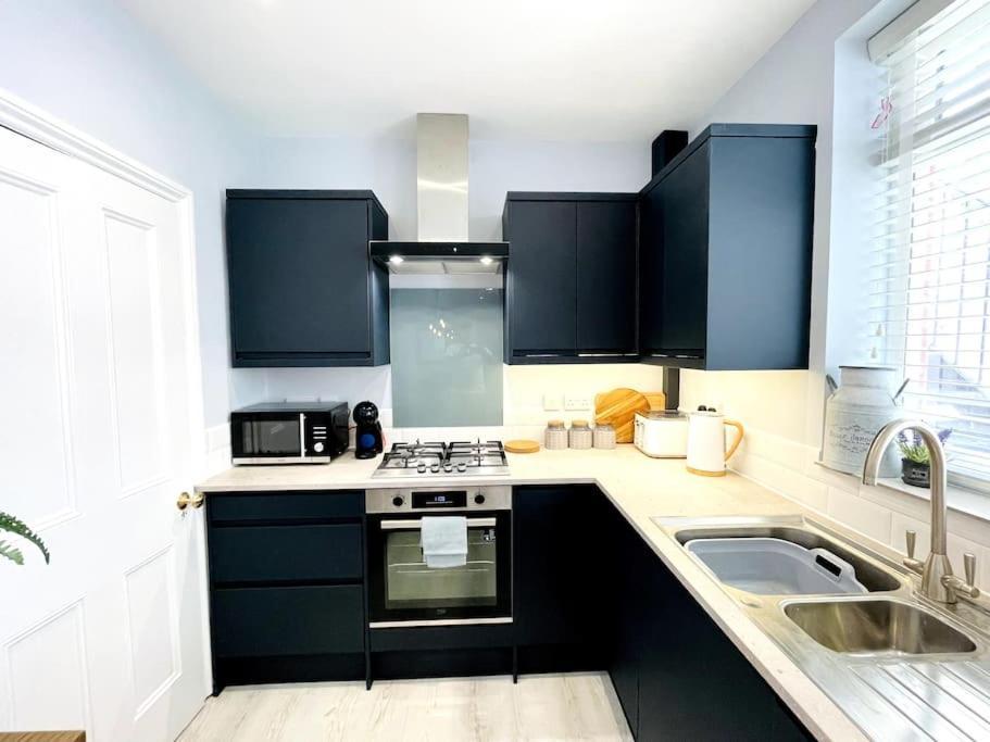 Rookley Villa, 3 Bedroom Family Apartment, Ventnor Dış mekan fotoğraf